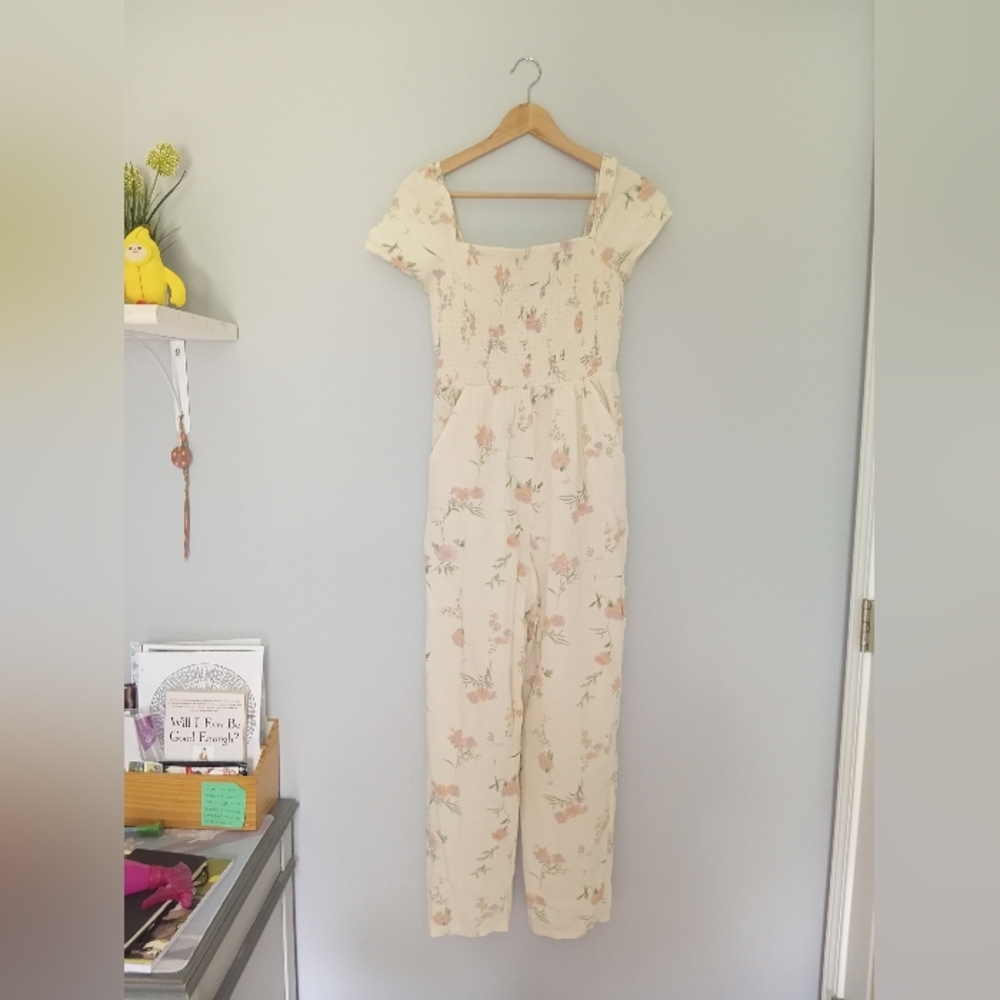 American Eagle Cream Floral Jumpsuit S